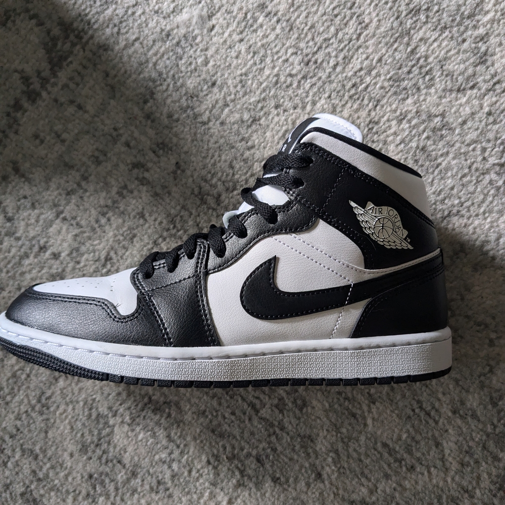 Nike Air Jordan Retro 1